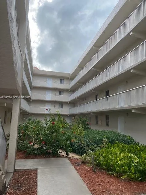 6195 NW 186th St # 109, Hialeah FL 33015