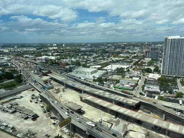 20 NE 11 st # 3301, Miami FL 33132