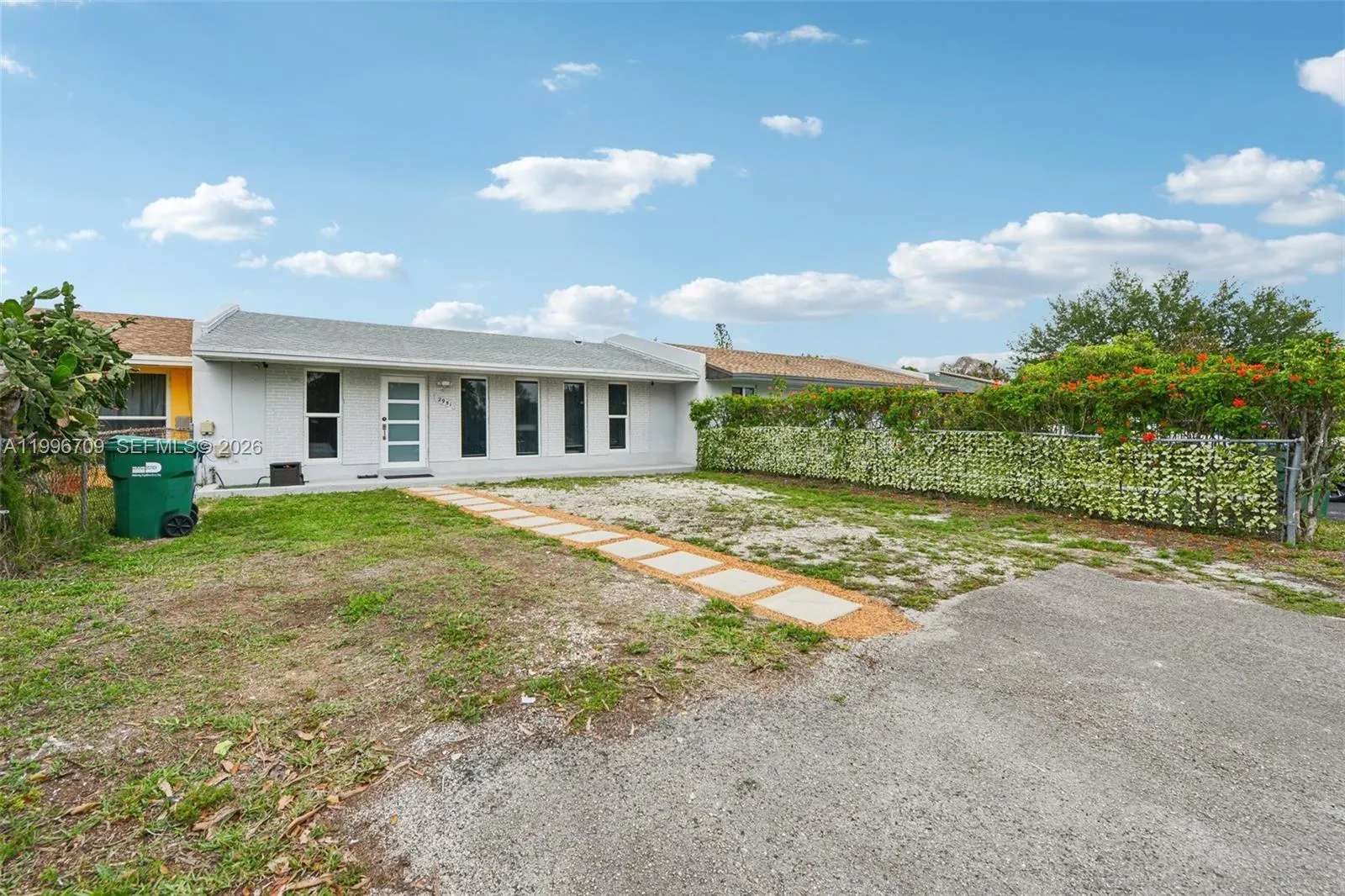 2951 NW 195th St, Miami Gardens FL 33056