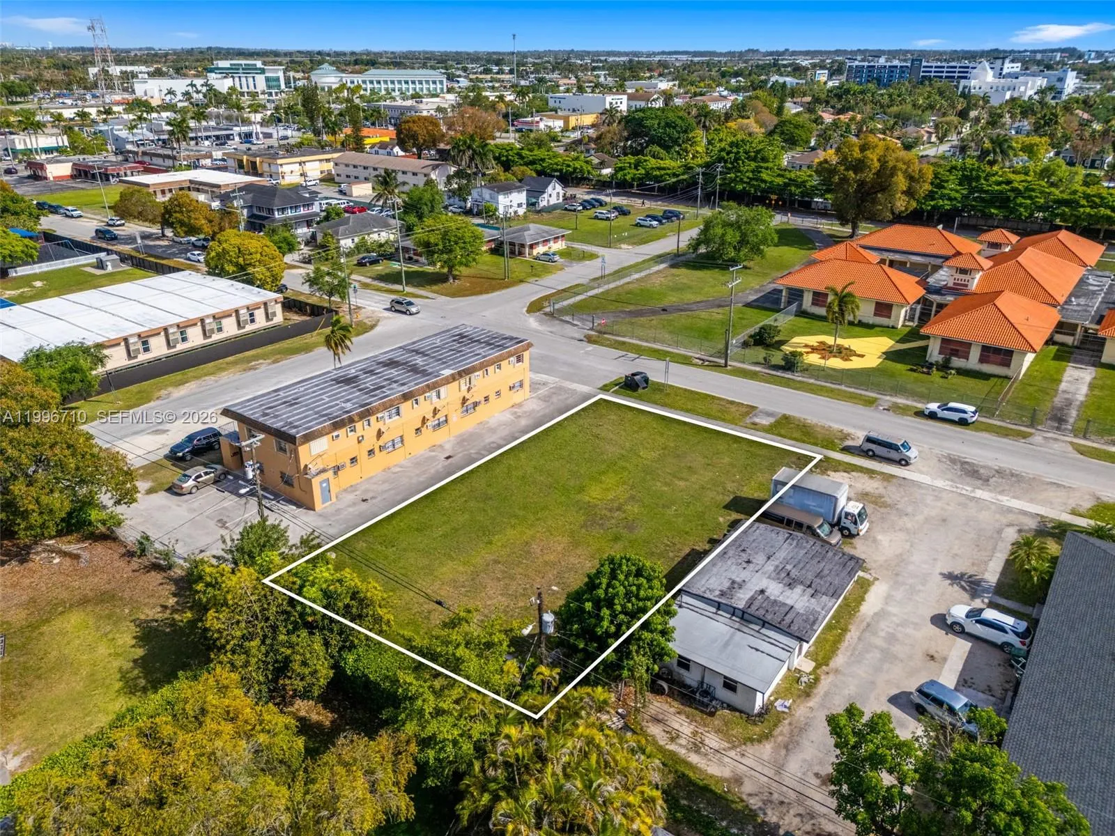 123 NW 6th St, Homestead FL 33030