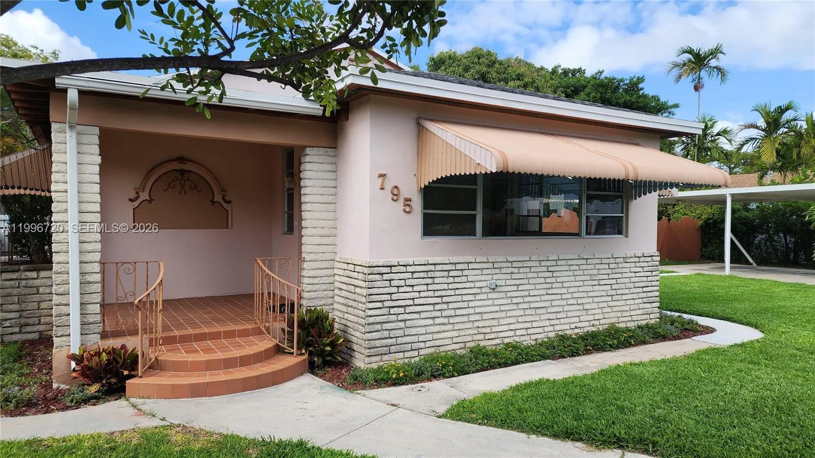 795 NW 42nd St, Miami FL 33127