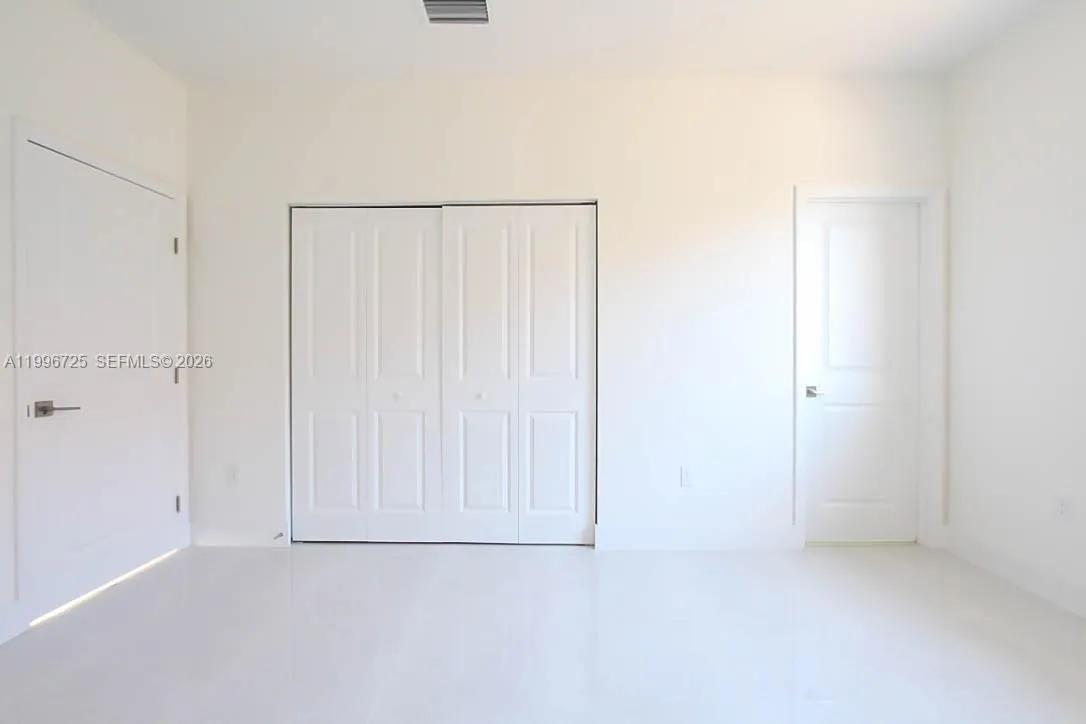 15631 SW 11th Ter, Miami FL 33194