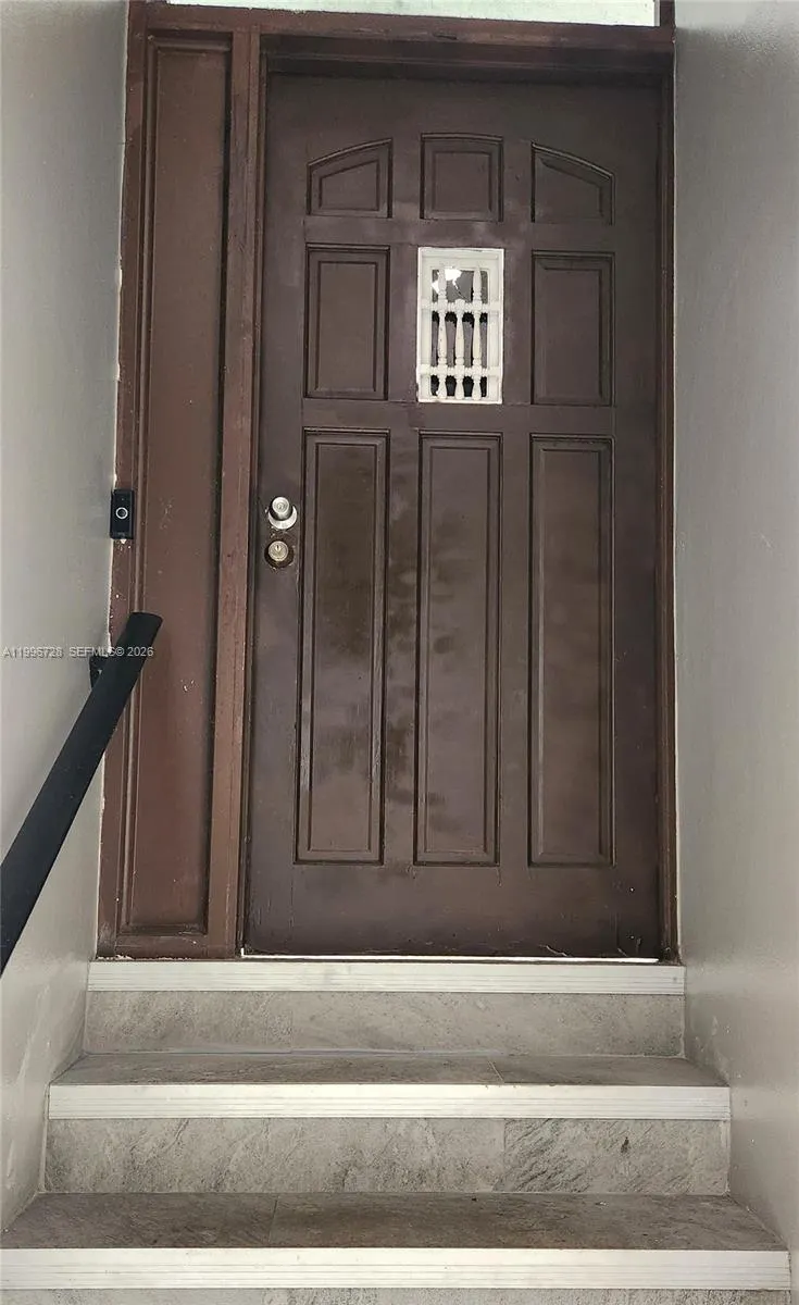 3811 NW 84th Ave # 2B, Sunrise FL 33351