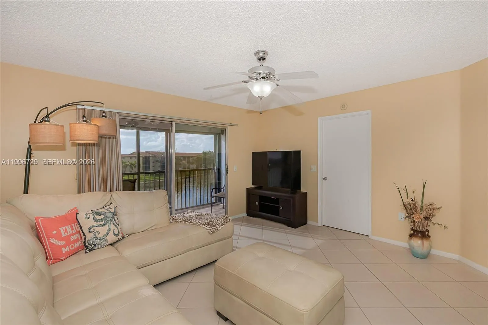 950 SW 138th Ave # 409B, Pembroke Pines FL 33027