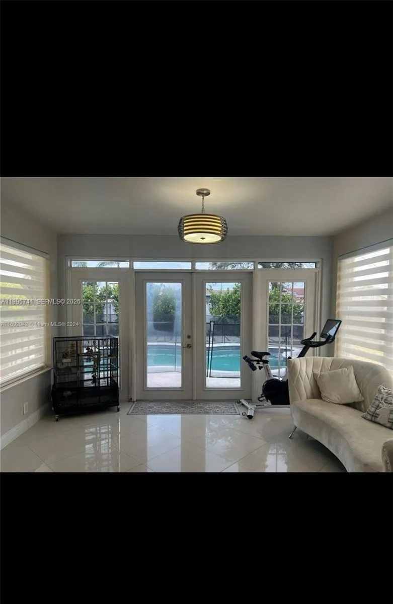 7651 NW 14th St # 7651, Pembroke Pines FL 33024