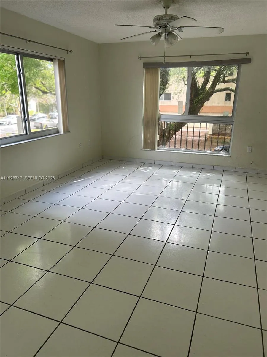 1110 Salzedo St # 2C, Coral Gables FL 33134