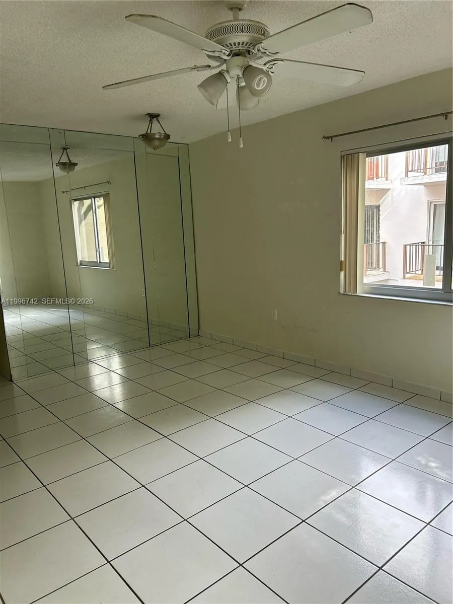 1110 Salzedo St # 2C, Coral Gables FL 33134