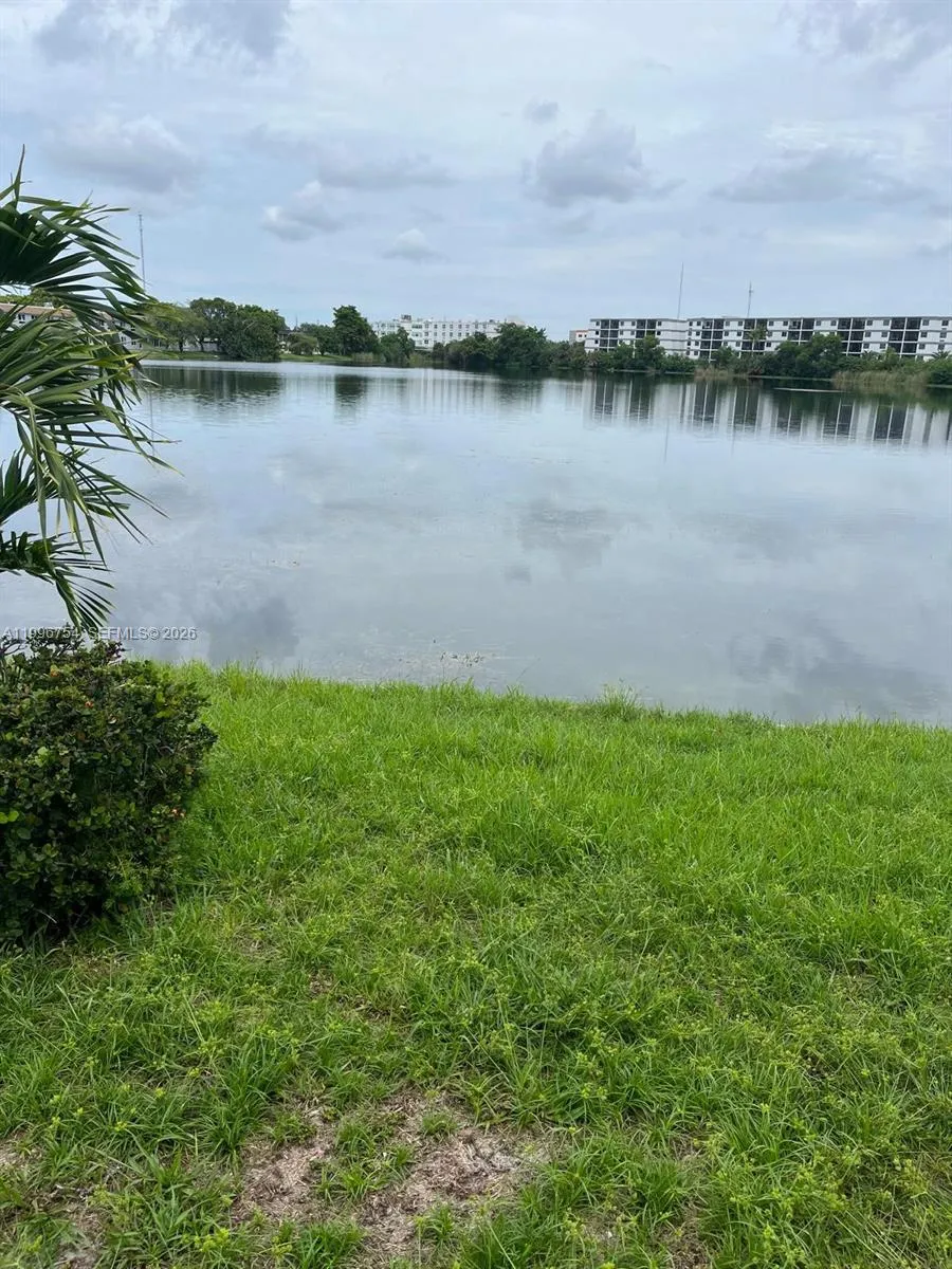 285 NE 191st St # 2901, Miami FL 33179