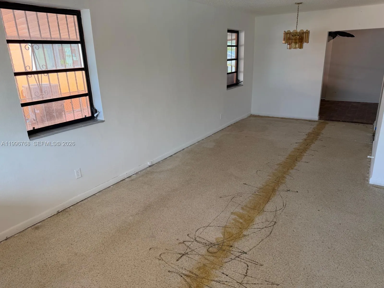 1185 W 32nd St, Hialeah FL 33012