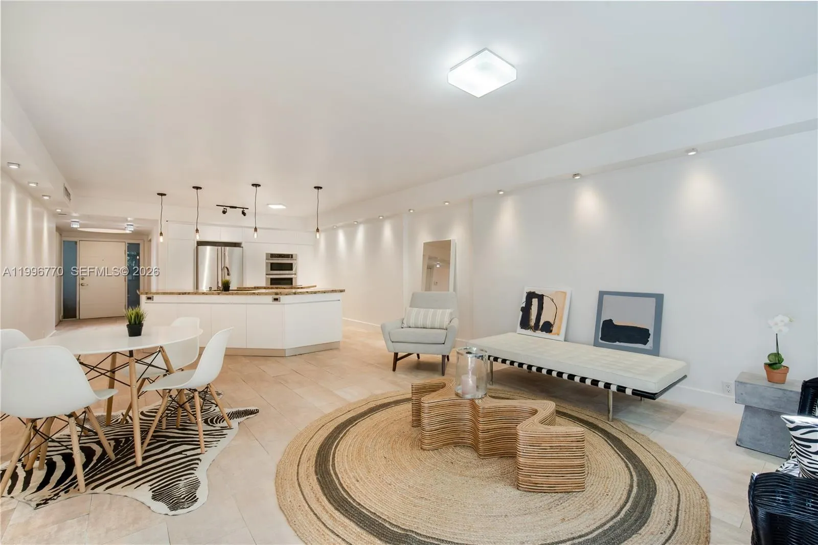 181 Crandon Blvd # 104, Key Biscayne FL 33149