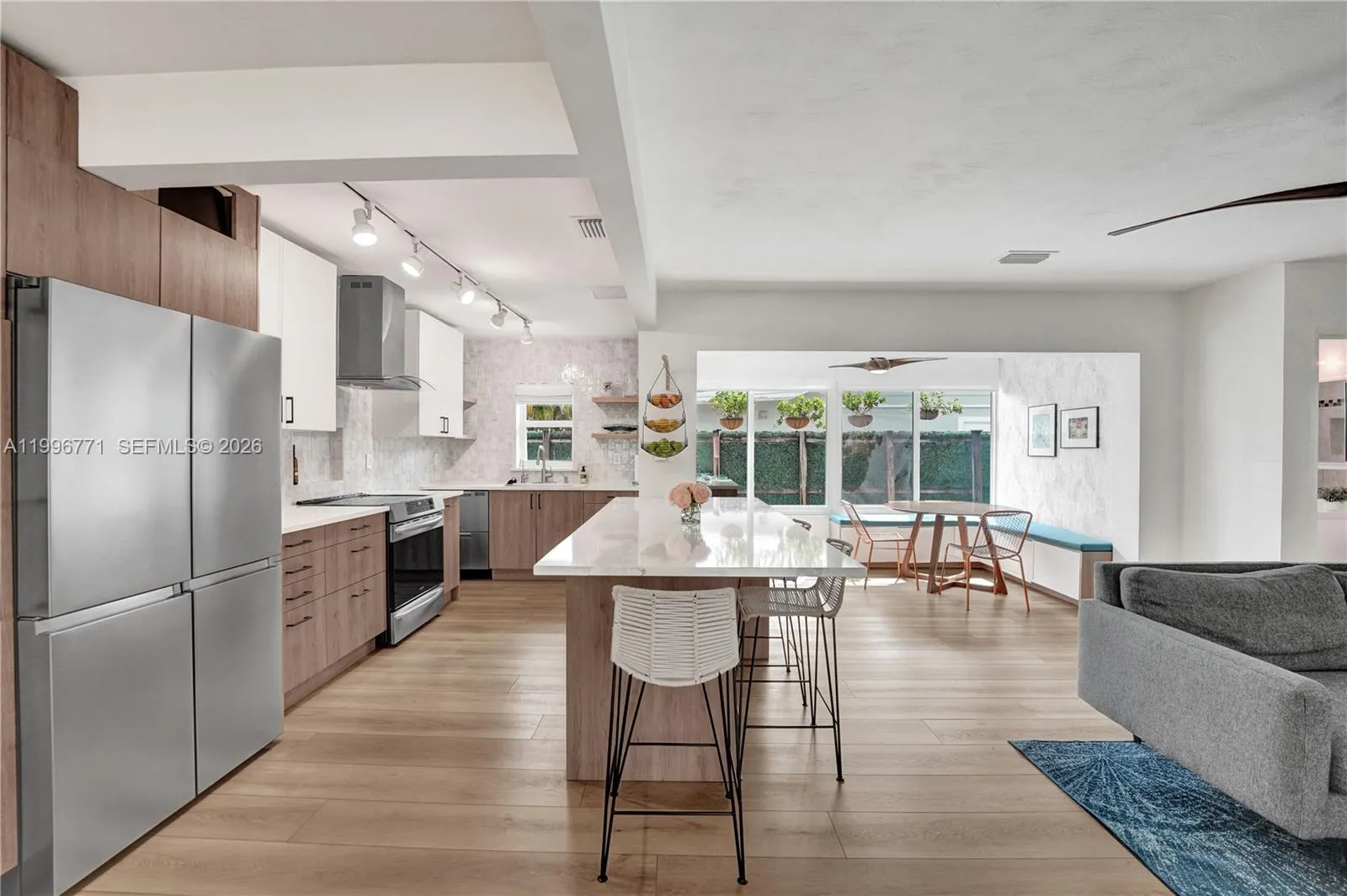 1501 NE 35th St, Oakland Park FL 33334