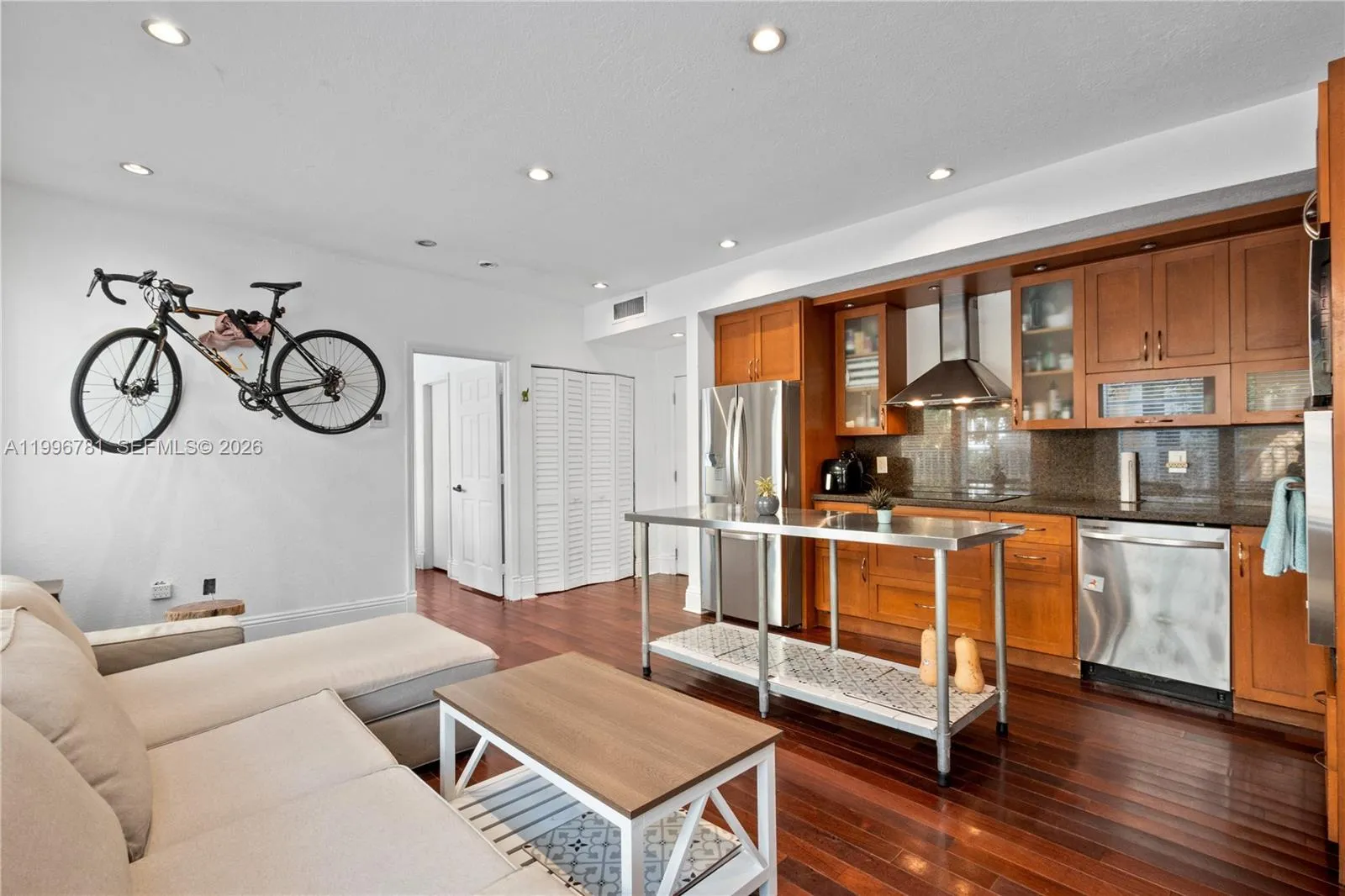 1027 Pennsylvania Ave # 102, Miami Beach FL 33139