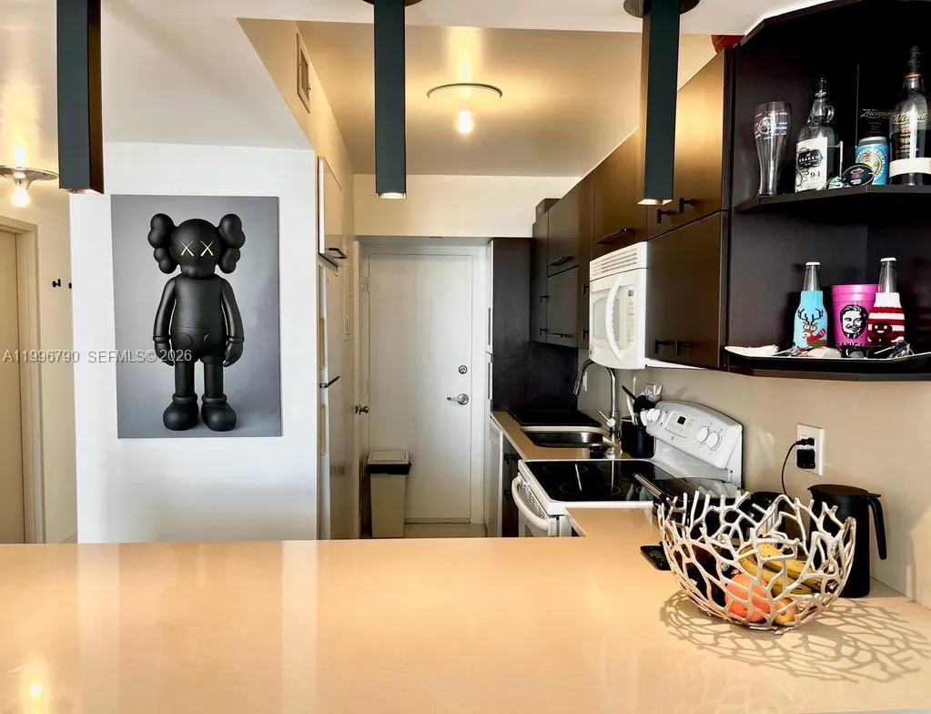 1200 West Ave # 928, Miami Beach FL 33139