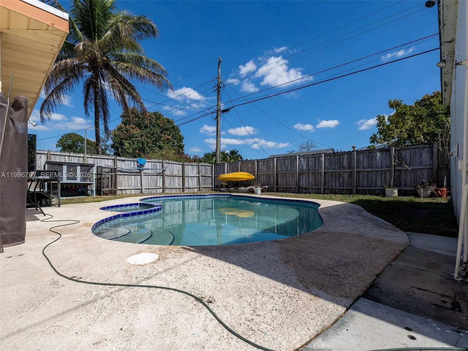 1331 N 69th Ave, Hollywood FL 33024