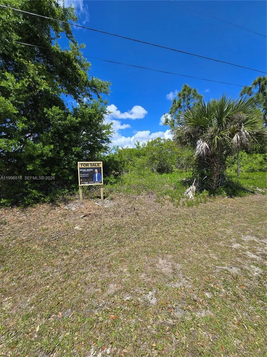 9303 Harvester St, Port Charlotte FL 33981