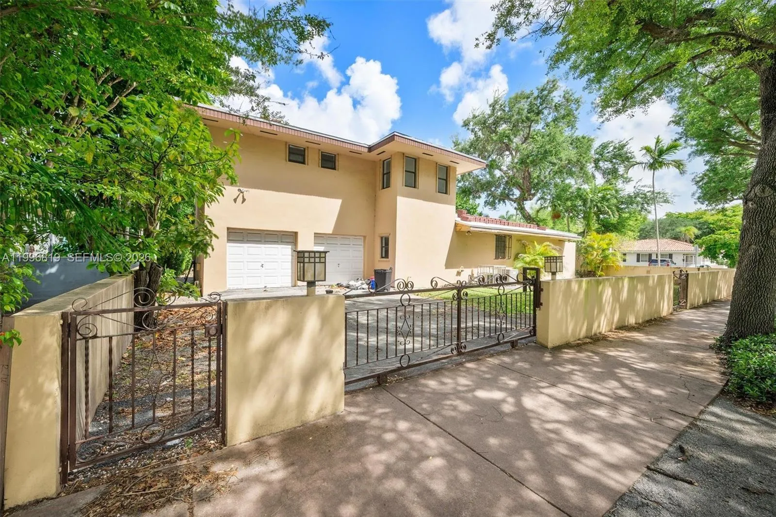 1545 Cantoria Ave, Coral Gables FL 33146