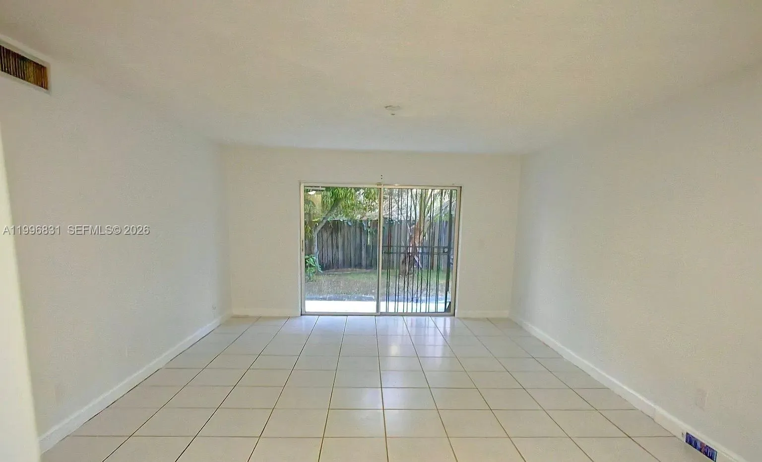 203 NE 141 # 203, Miami FL 33161