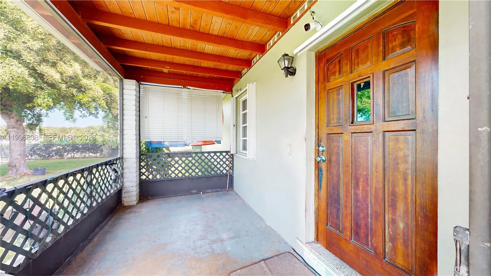 1560 NE 12th St, Homestead FL 33033