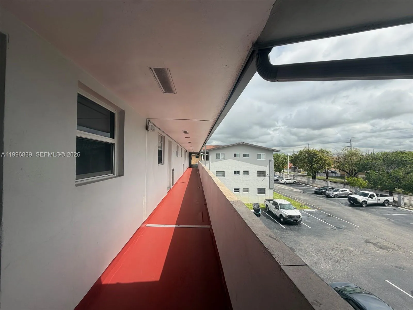 120 Royal Palm Rd # 301, Hialeah Gardens FL 33016