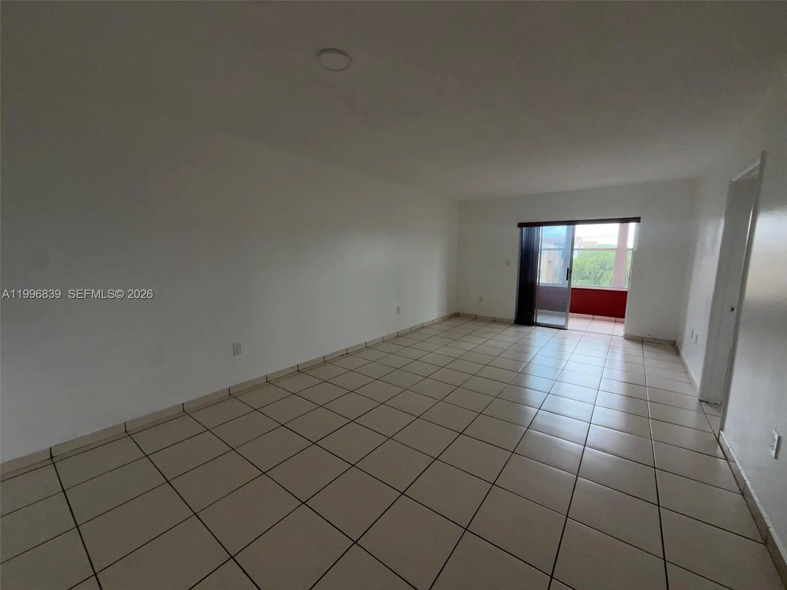 120 Royal Palm Rd # 301, Hialeah Gardens FL 33016