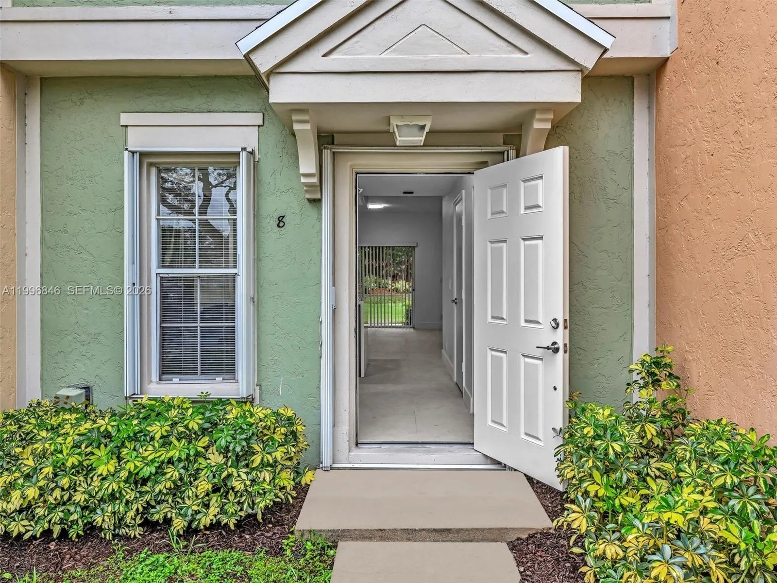 8 Key West Ct # 8, Weston FL 33326