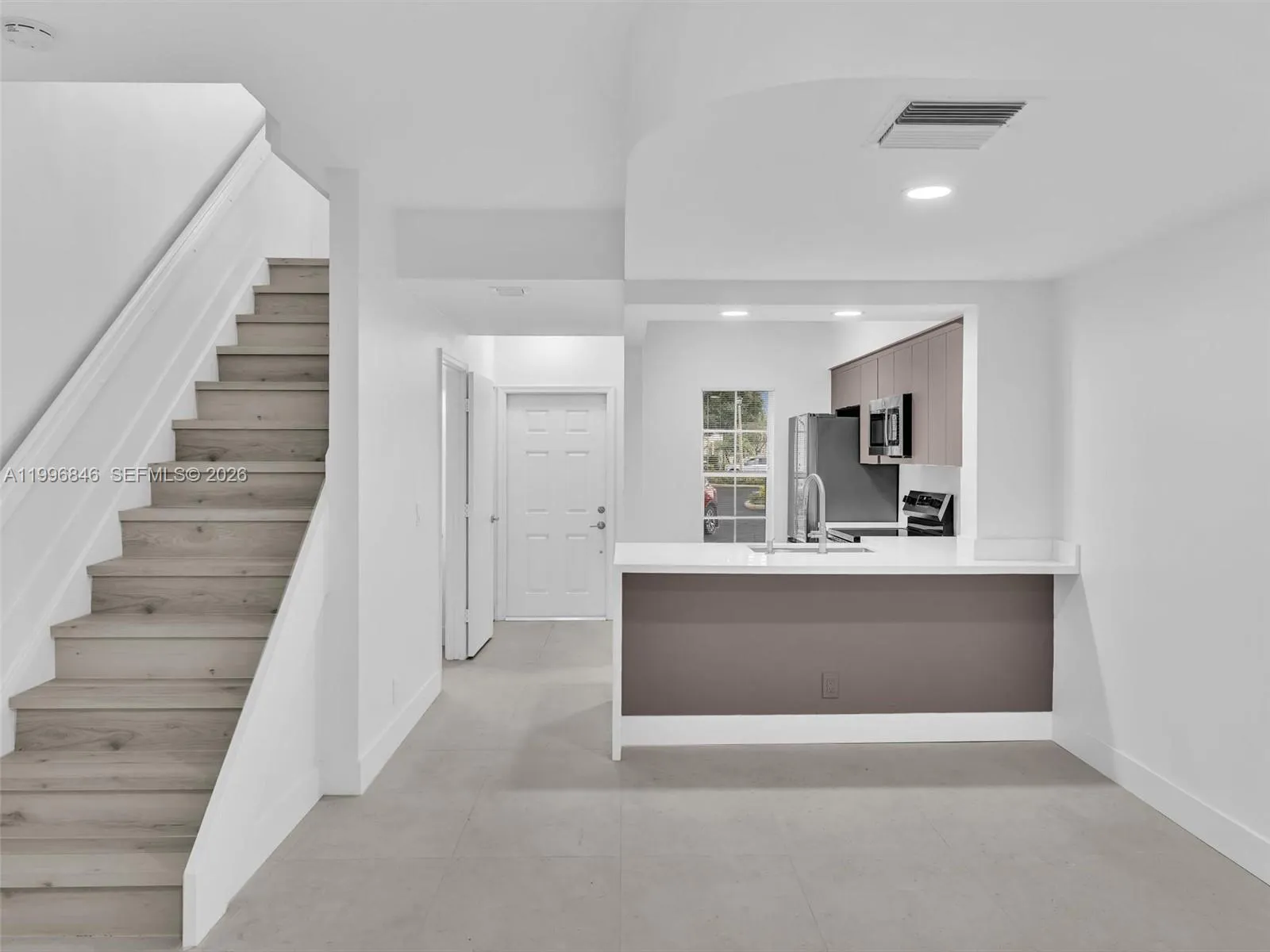 8 Key West Ct # 8, Weston FL 33326