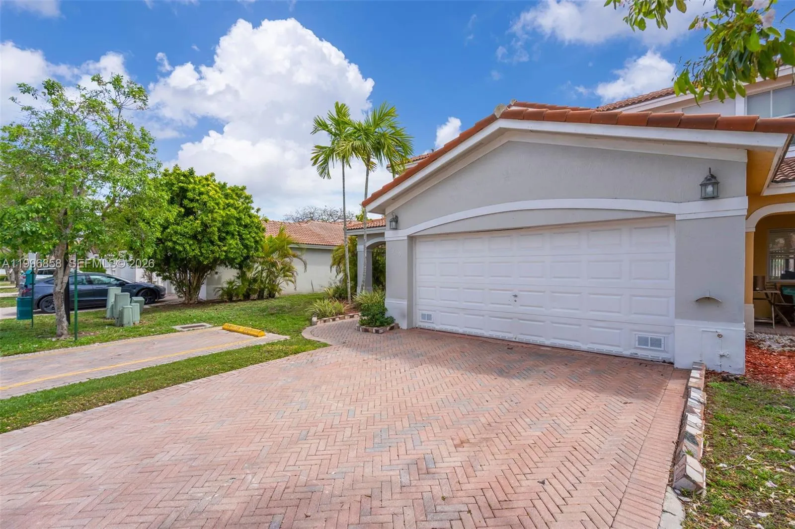 16250 SW 44th Ln, Miami FL 33185