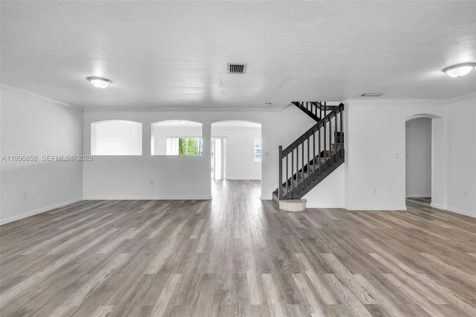 16250 SW 44th Ln, Miami FL 33185