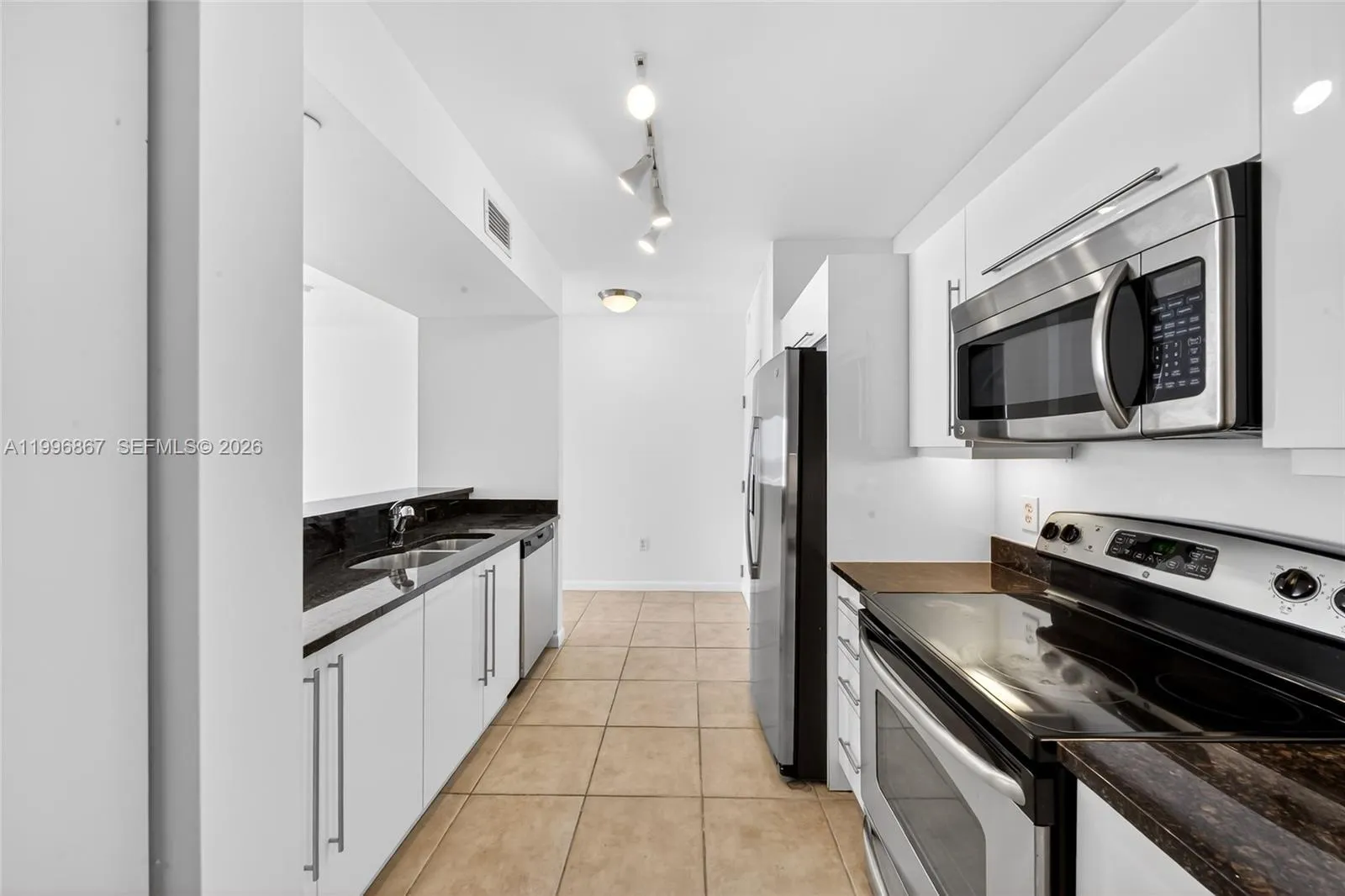 7350 SW 89th St # 1703S, Miami FL 33156