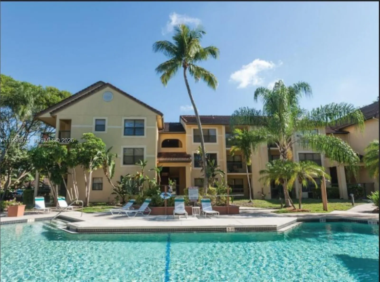 4581 W Mcnab Rd # 17, Pompano Beach FL 33069