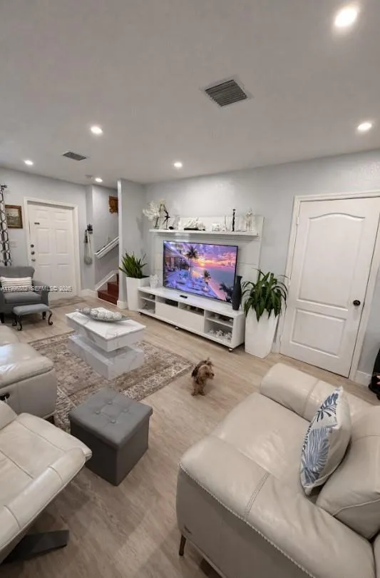 7663 W 36th Ave # 7, Hialeah FL 33018