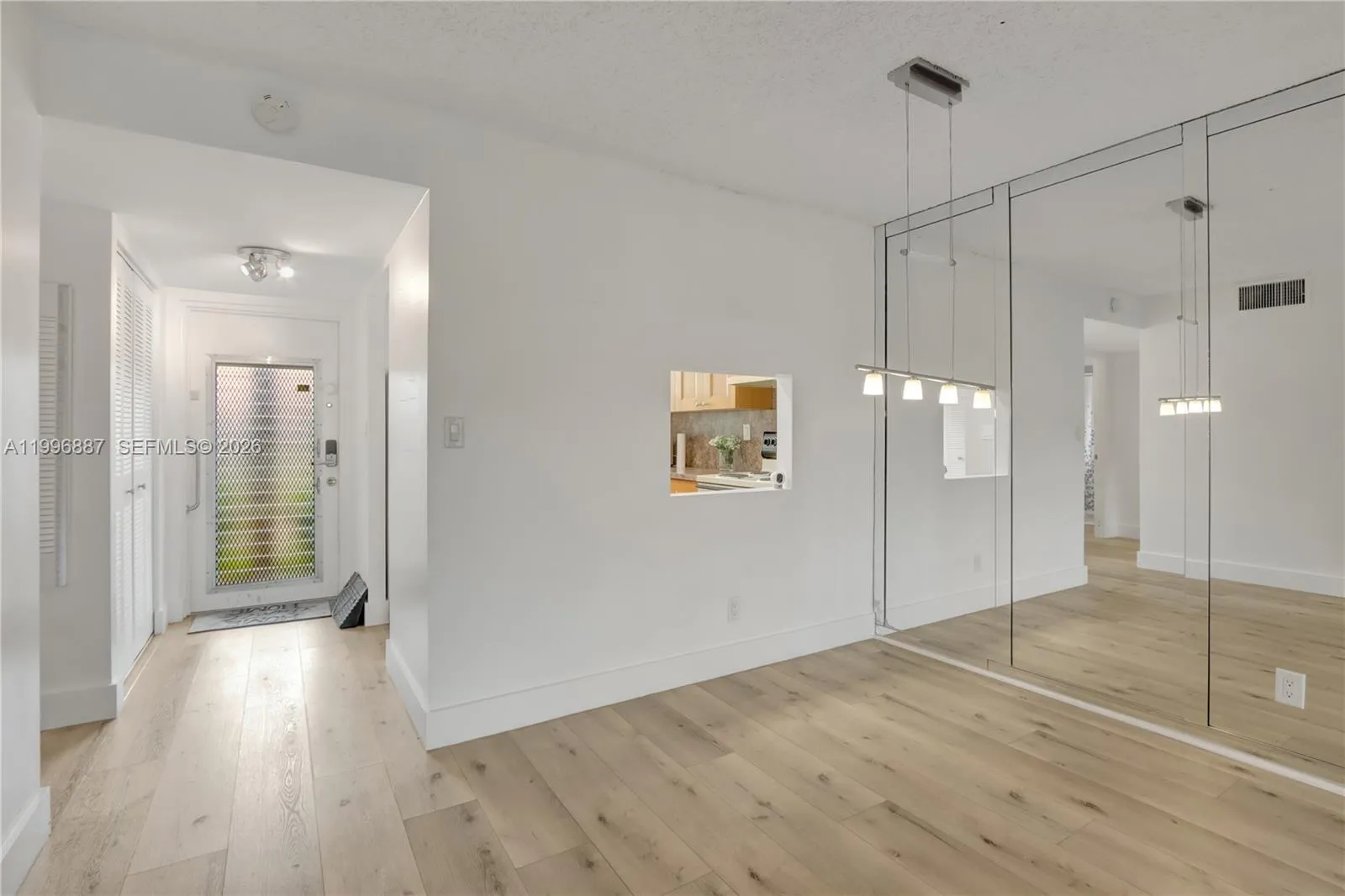 9041 Sunrise Lakes Blvd # 106, Sunrise FL 33322