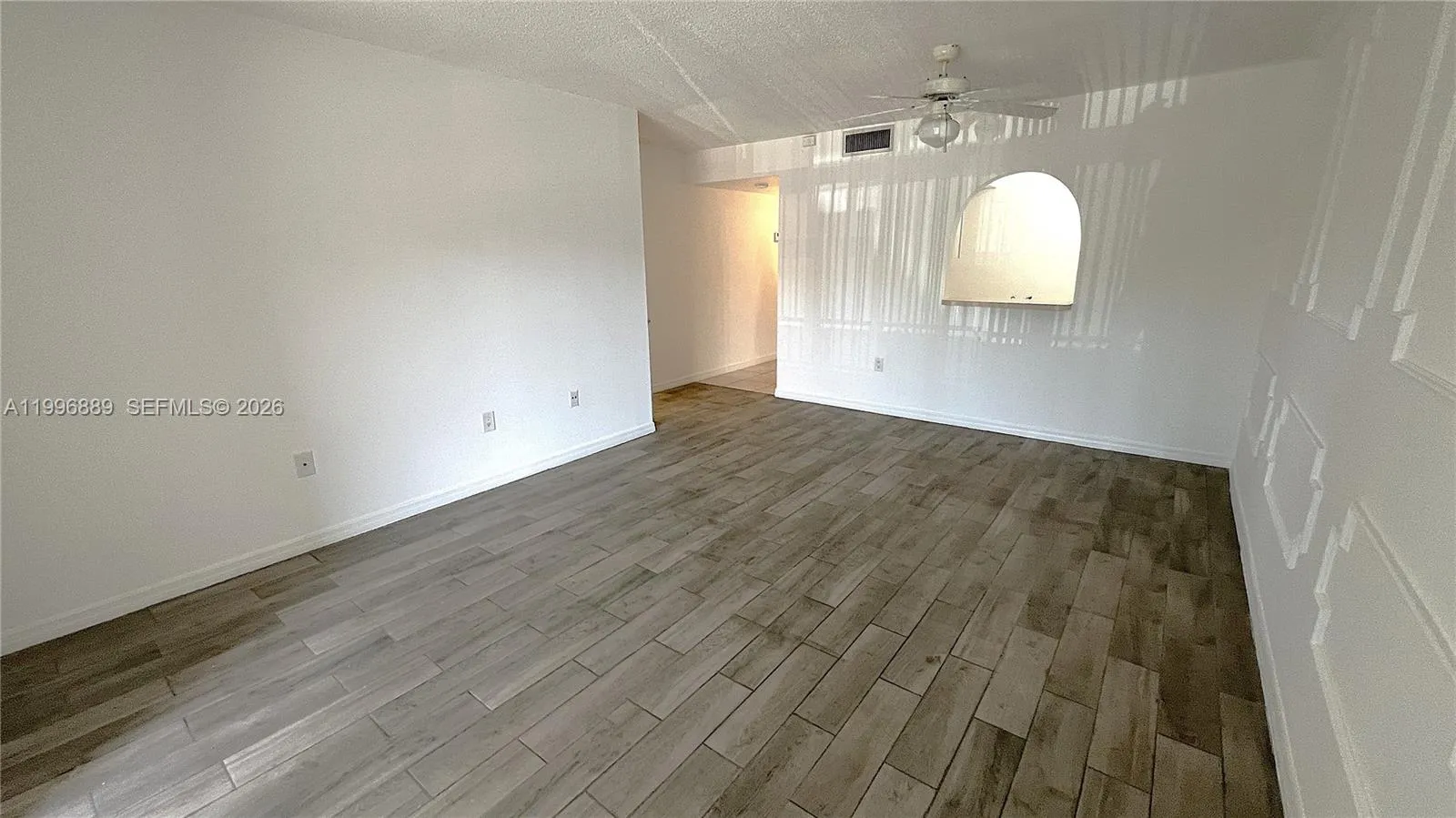 711 N Pine Island Rd # 211, Plantation FL 33324