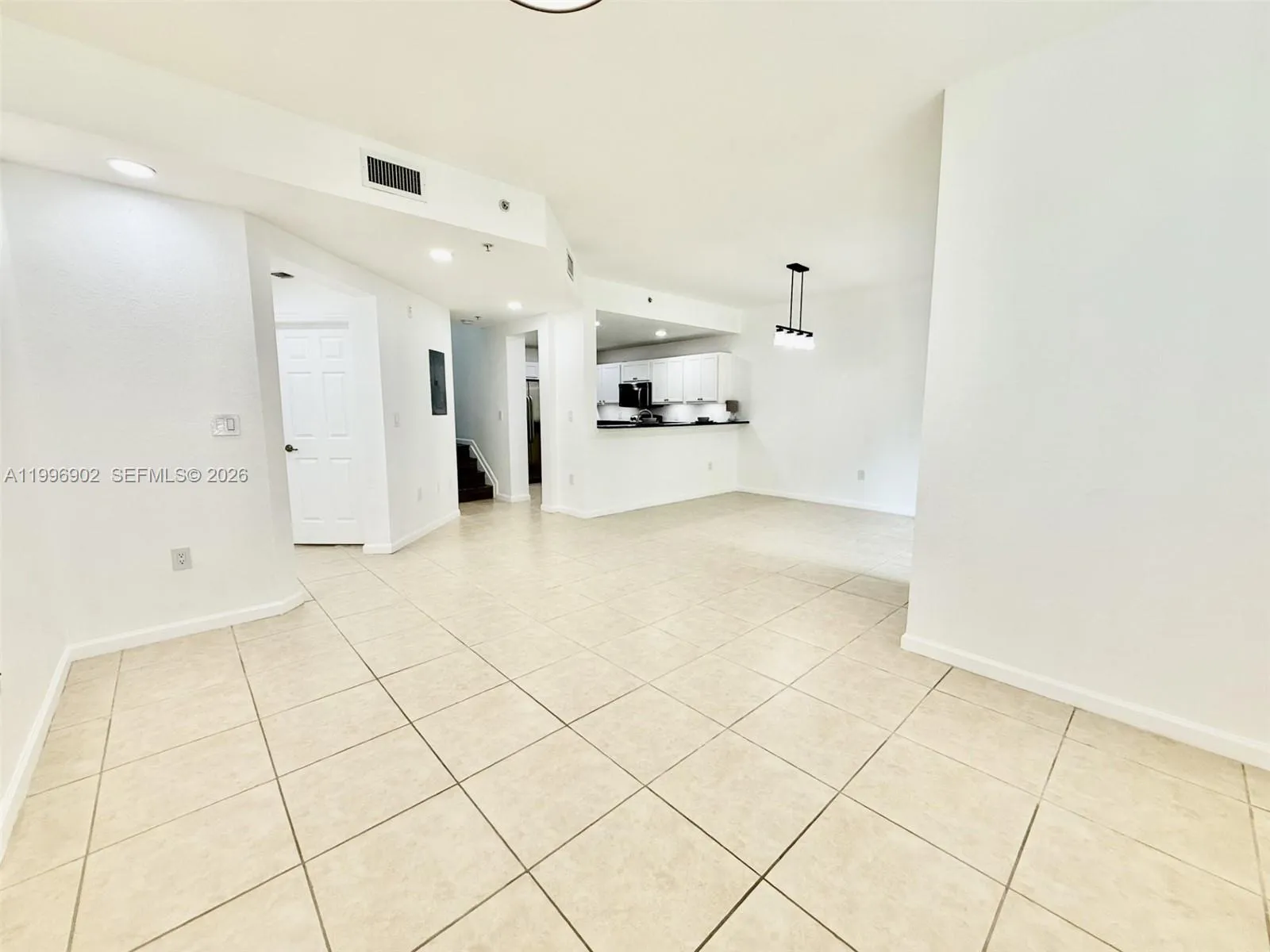 11503 NW 89 ST # 218, Doral FL 33178
