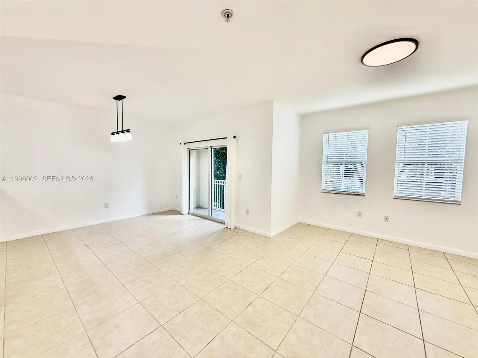 11503 NW 89 ST # 218, Doral FL 33178