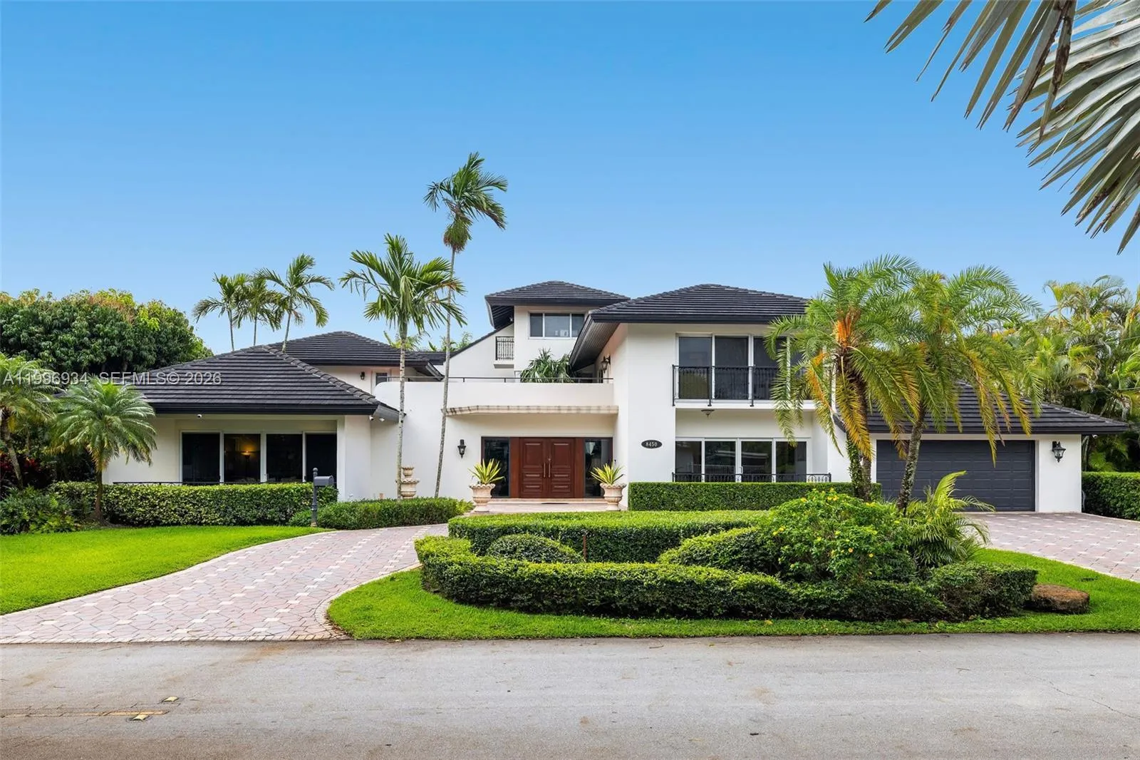 8450 SW 74th Ter, Miami FL 33143