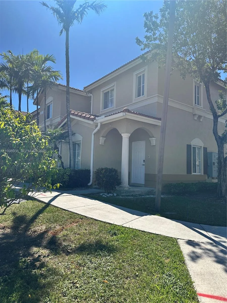 8246 NW 108th Ave # 16, Doral FL 33178