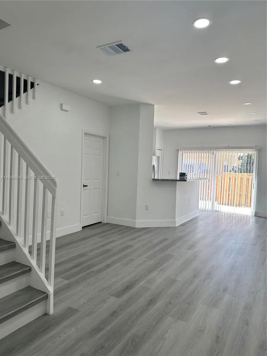 8246 NW 108th Ave # 16, Doral FL 33178