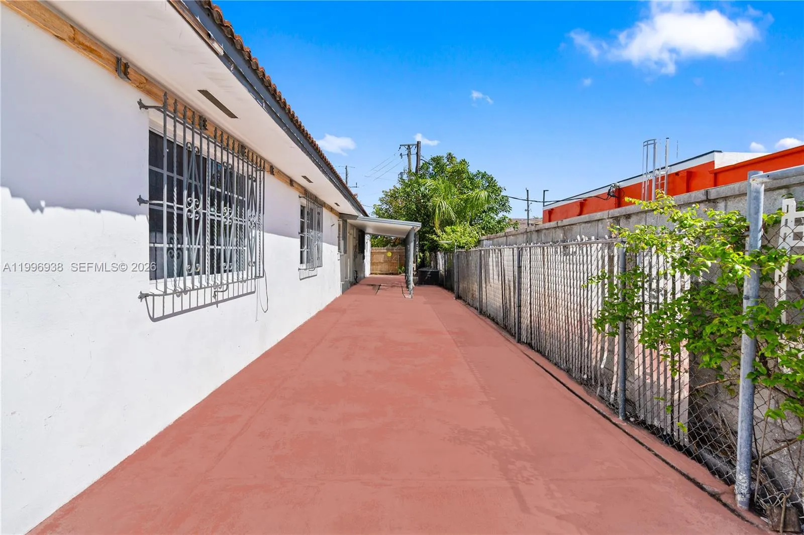 361 E 39th St # 1, Hialeah FL 33013