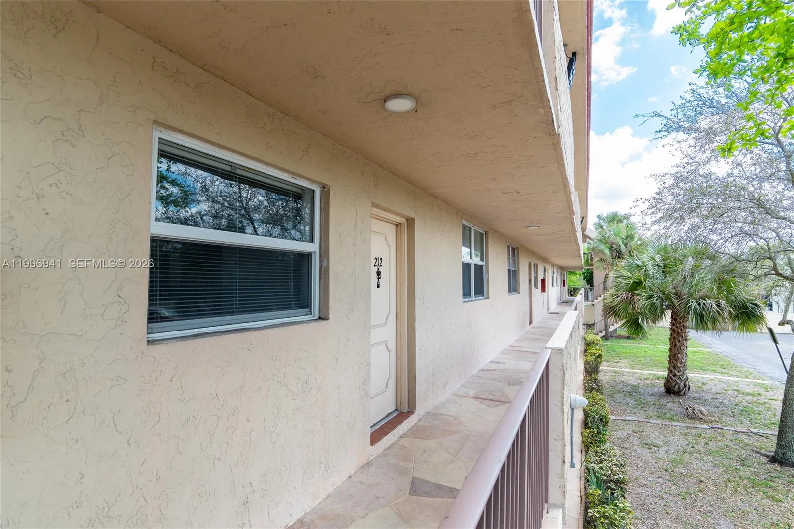 3900 NW 76th Ave # 212, Sunrise FL 33351
