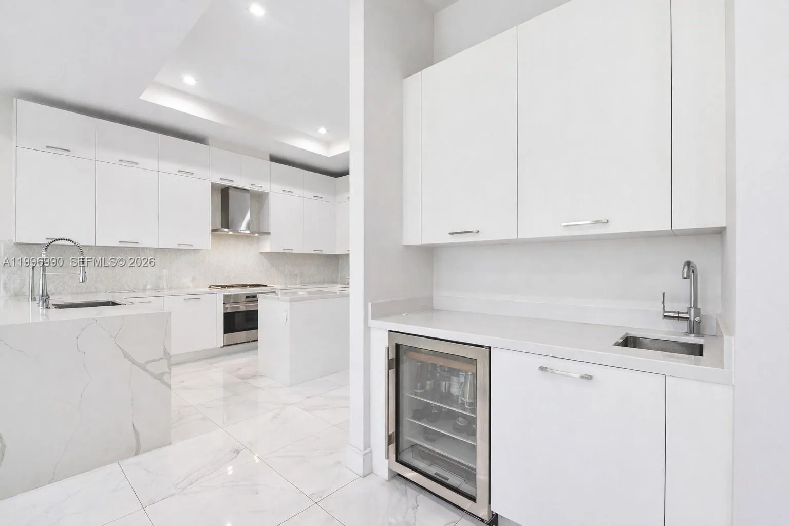 8424 NW 51st Ter, Doral FL 33166