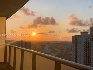 1100 S Miami Ave # 3309, Miami FL 33130