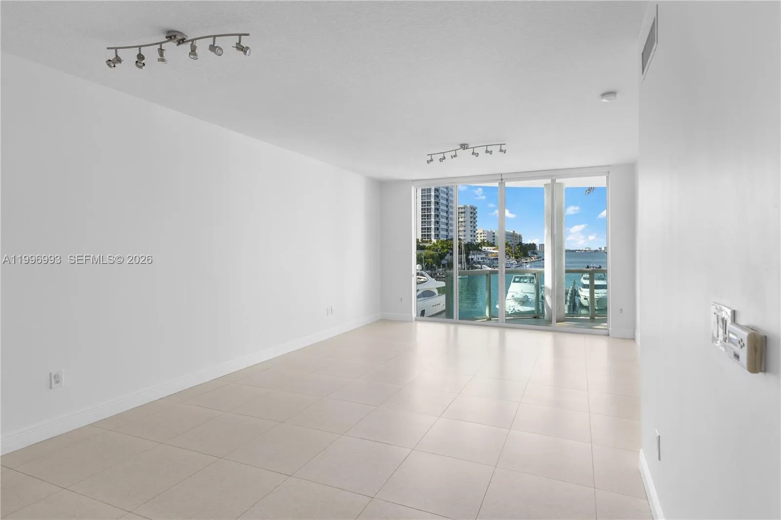 7914 Harbor Island Dr # 205, North Bay Village FL 33141