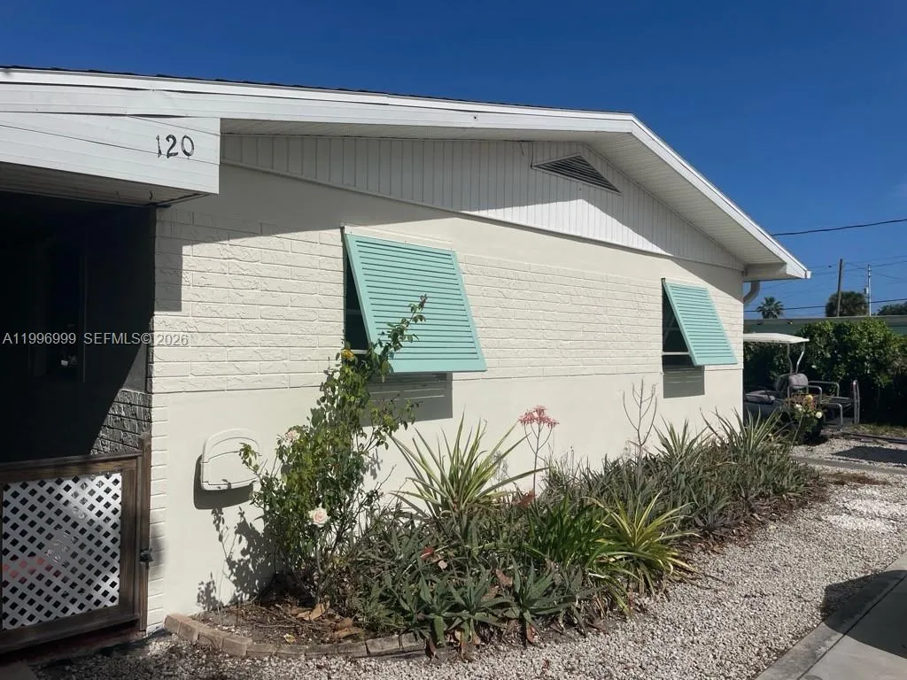 120 Coquina St, Fort Pierce FL 34949