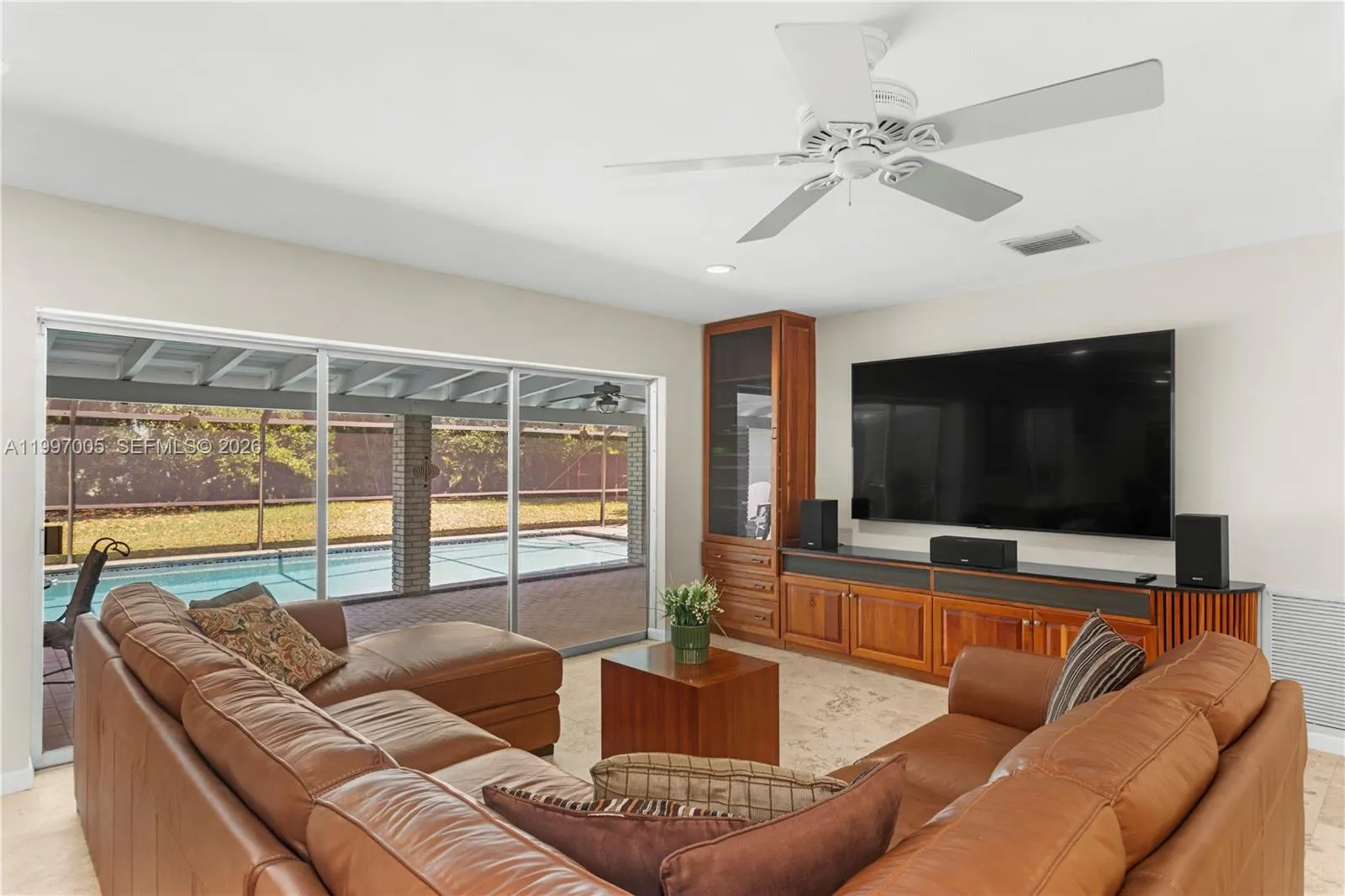 6845 SW 129th Ter, Pinecrest FL 33156