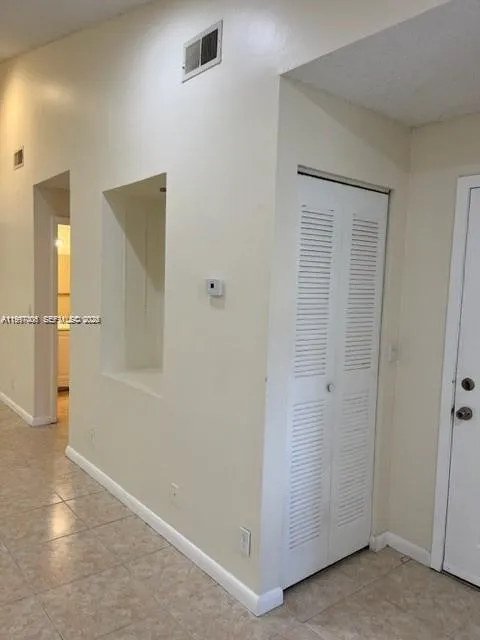 9999 Summerbreeze Dr # 918, Sunrise FL 33322