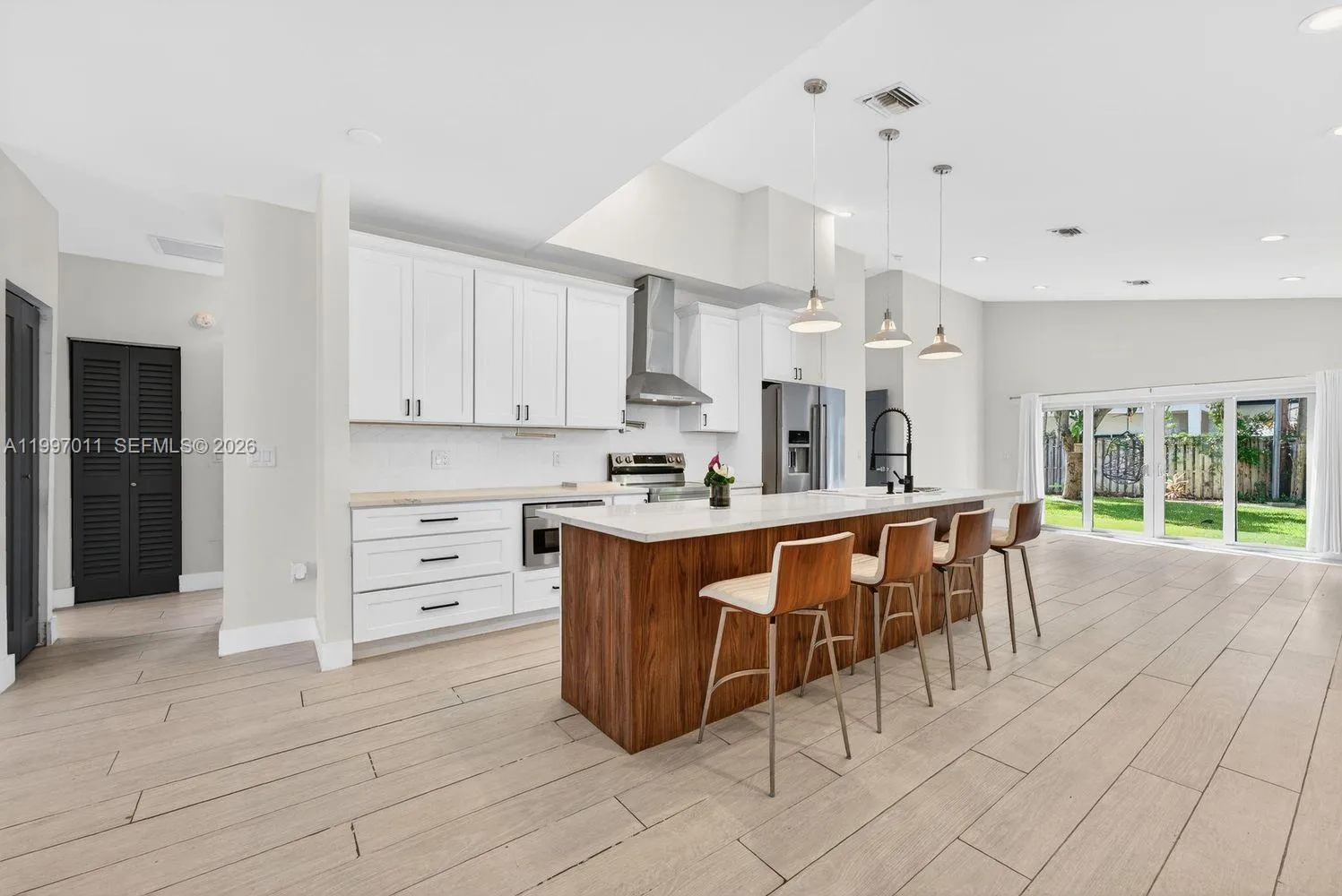 1126 NE 16th Ct, Fort Lauderdale FL 33305