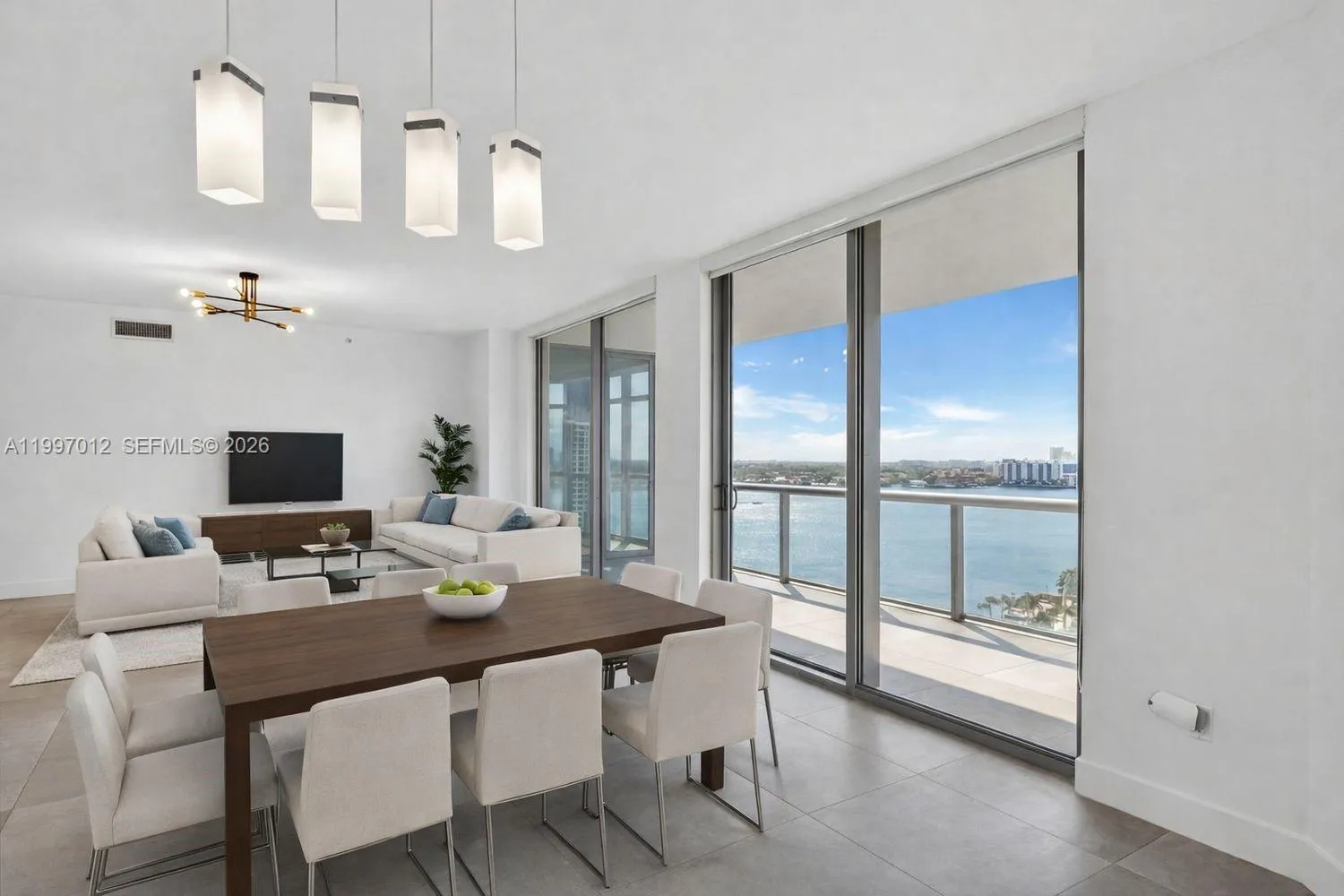 17301 Biscayne Blvd # 1401, North Miami Beach FL 33160