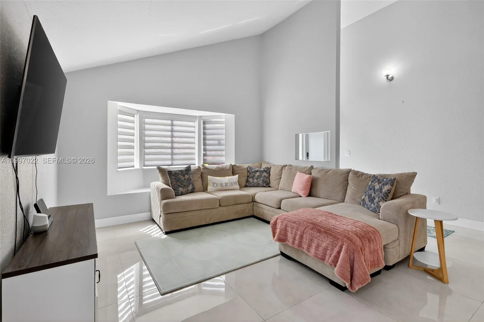 18198 NW 61st Ct, Hialeah FL 33015