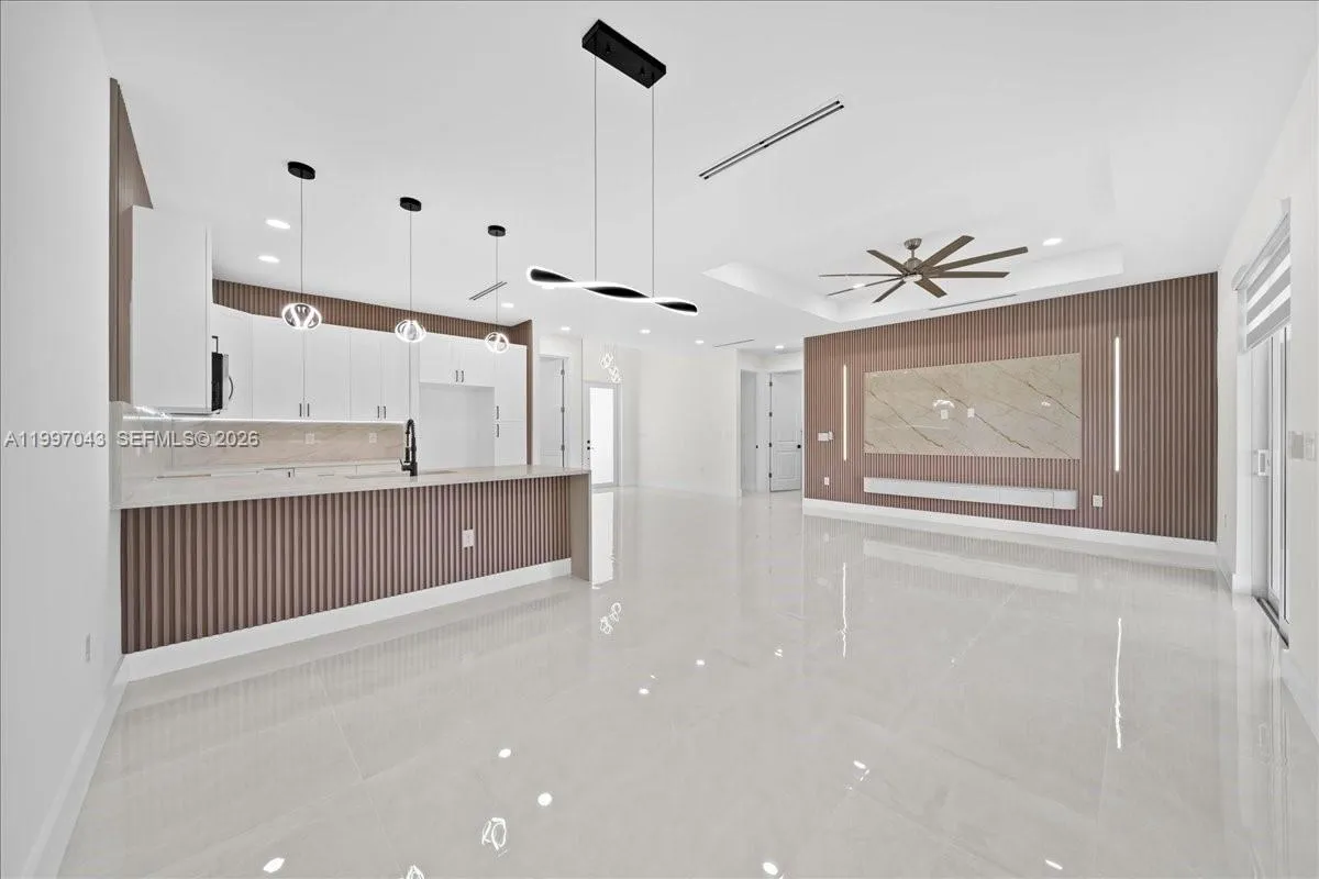 2914 23rd st sw, Lehigh Acres FL 33976